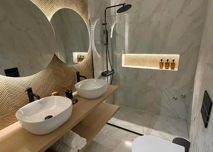 Euphoria And דירה